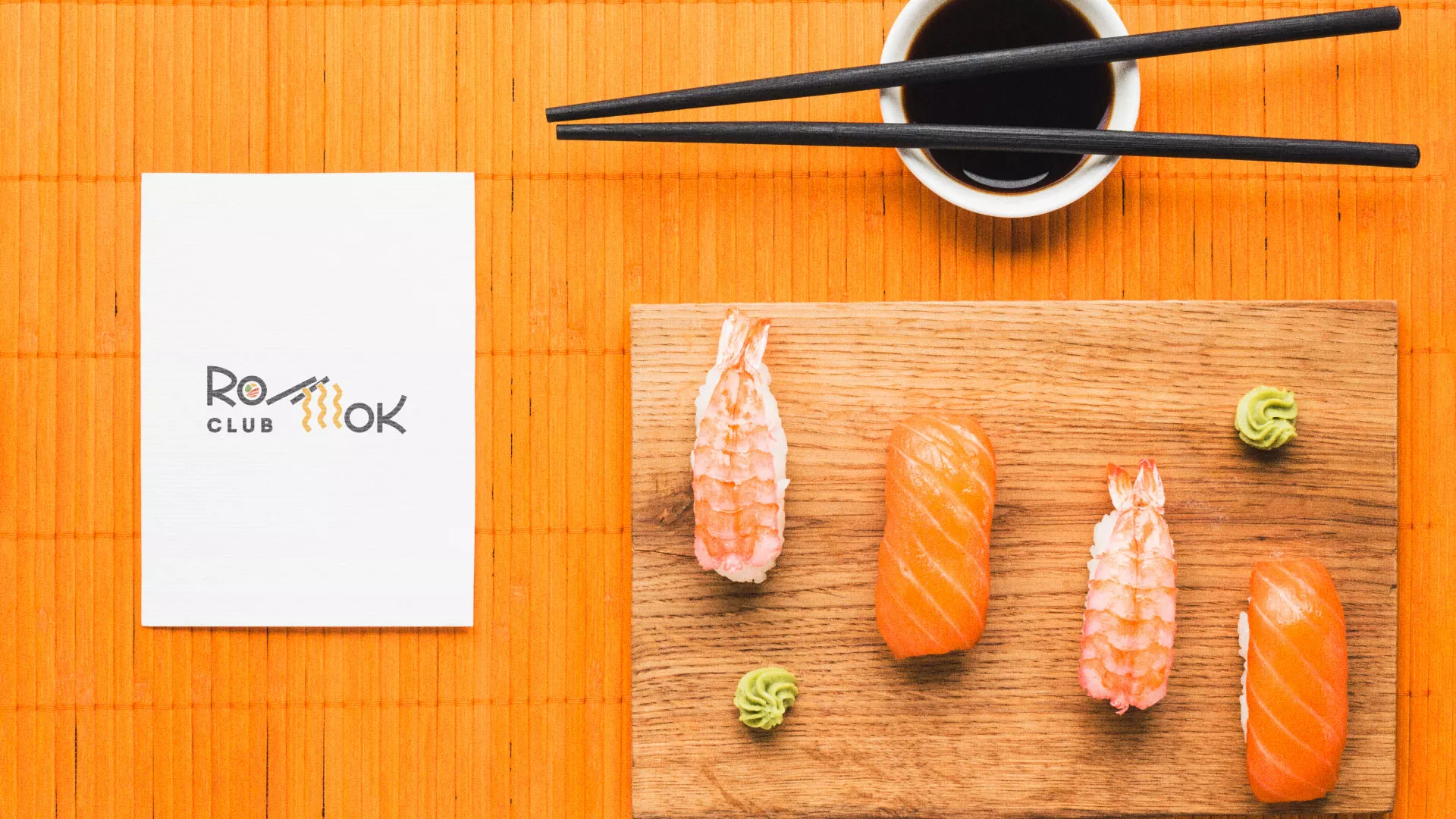 Создание логотипа суши-бара «Roll Wok Club» в Иркутске